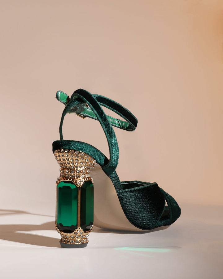 Blythe Velvet Vintage Sandals In Green