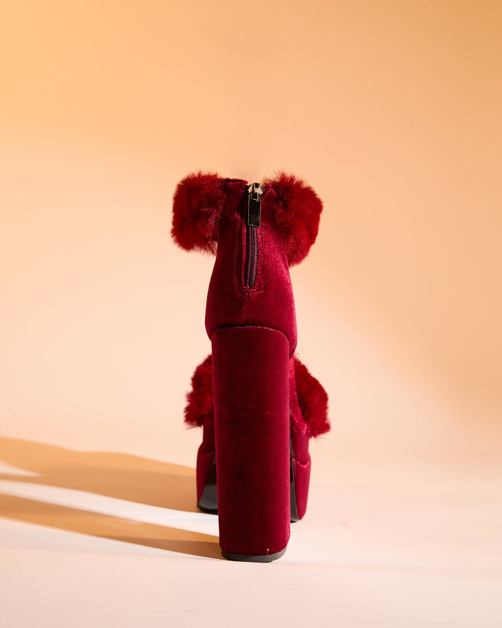 Indie Faux Fur Strap Platform Sandals In Red