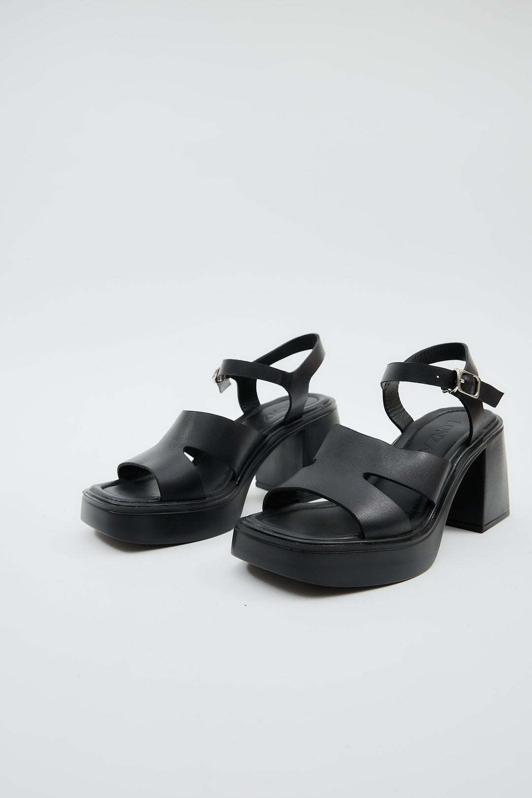 Giri | Women's Square Toe Slip-On Mules in Black