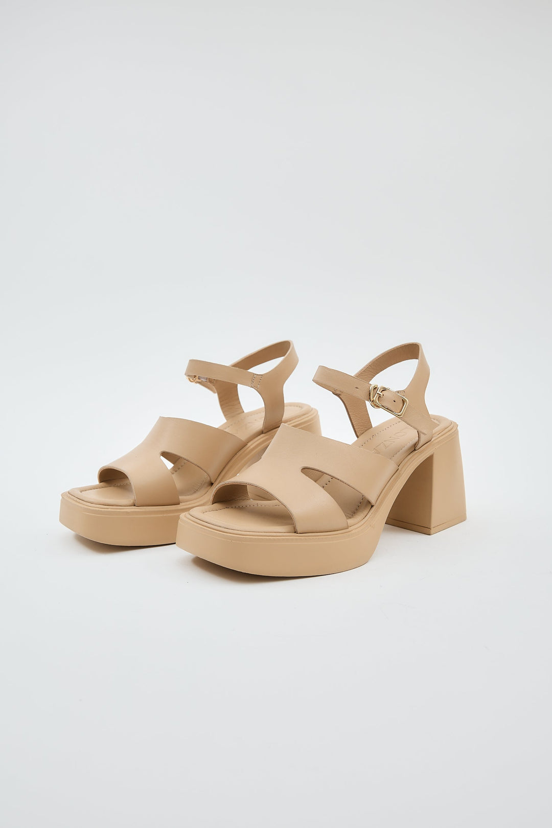 Giri | Women's Square Toe Slip-On Mules in Beige