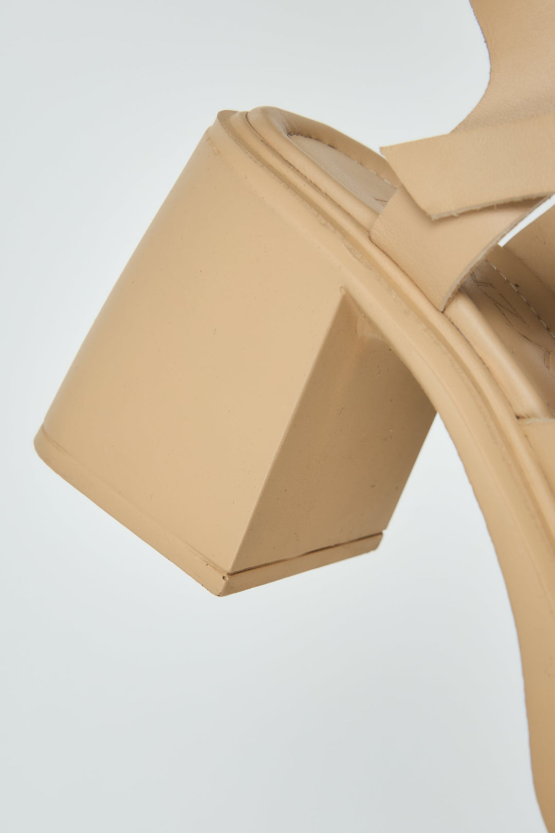 Giri | Women's Square Toe Slip-On Mules in Beige