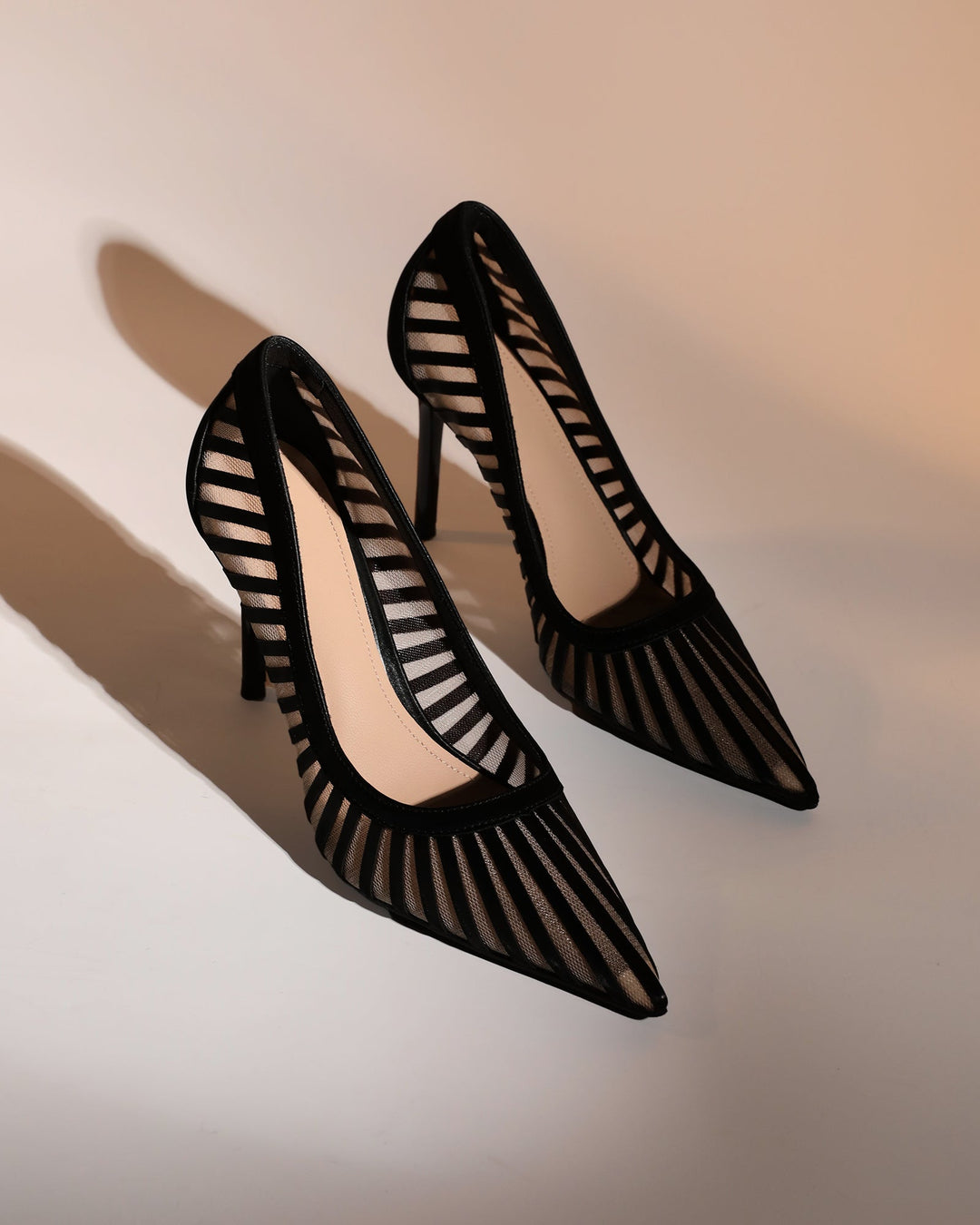 Sada | Women's Stripe Mesh Pumps in Black