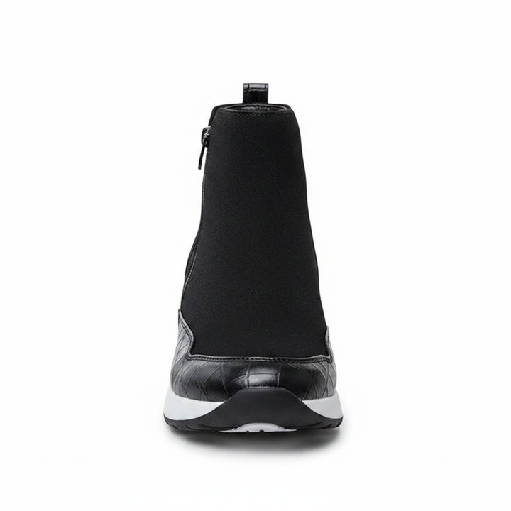 Maele | Women's Lace-Up Wide Fit Leather Boots